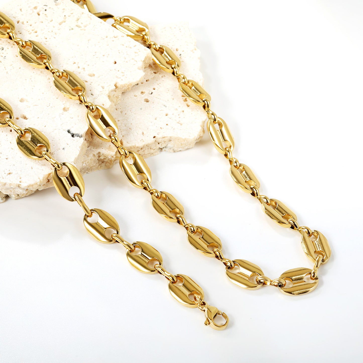 Wholesale Waterproof PVD Gold Bold Oval Link Chunky Chain Necklace