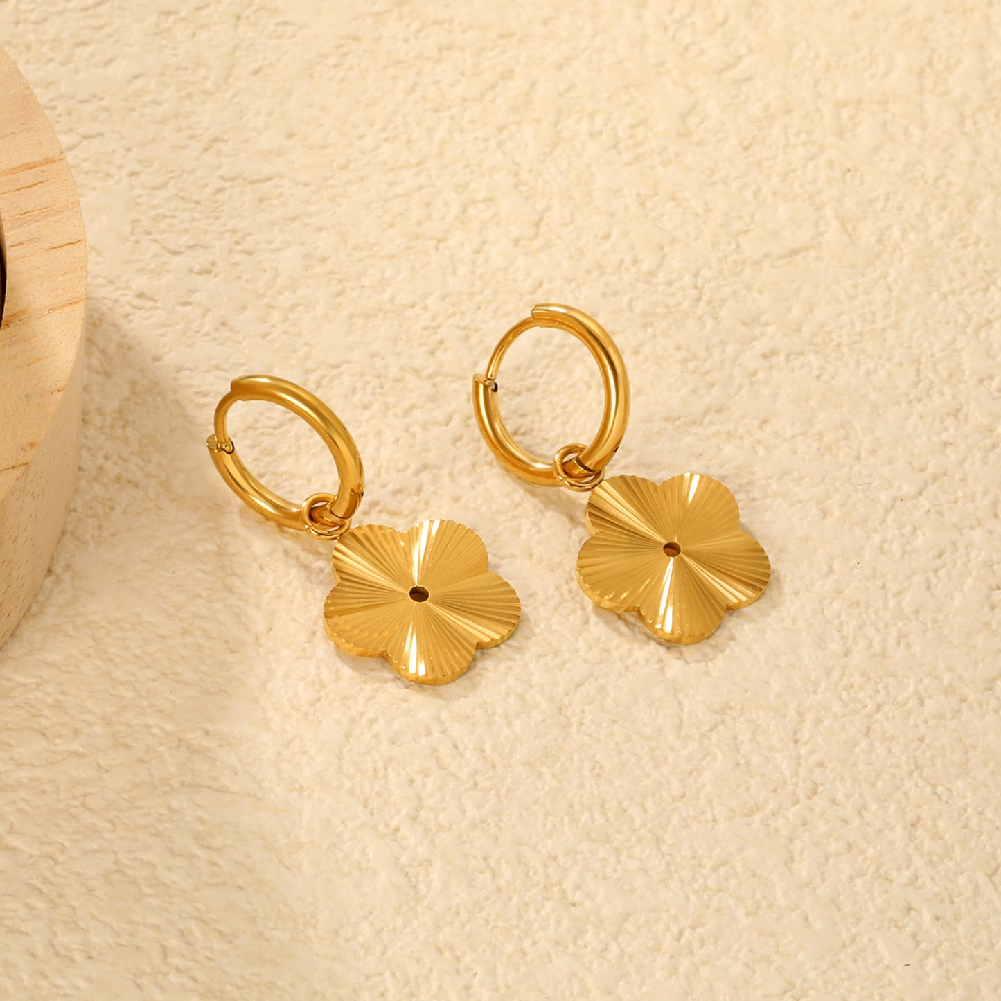 Wholesale Waterproof PVD Gold Textured Clover Charm Hoop Earrings