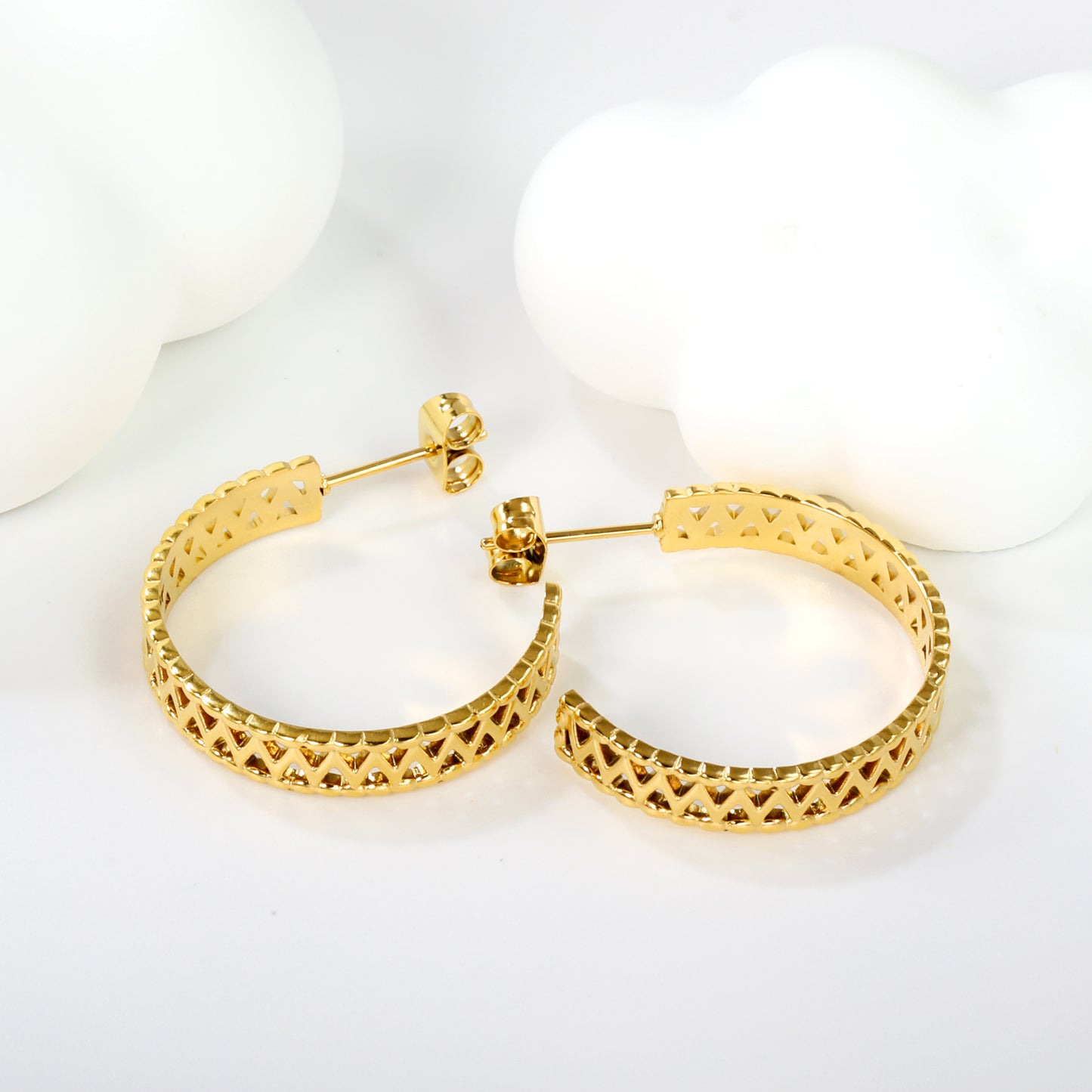 Wholesale Golden Stainless Steel C-Shaped Hollow Pattern Earrings