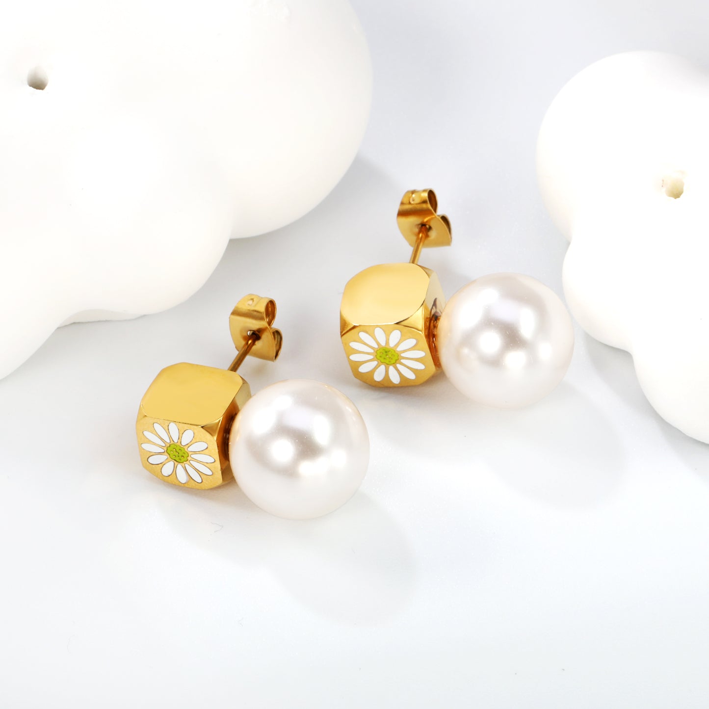 Wholesale Stainless Steel Square with White Drip Oil Daisy + Pearl Earrings Fresh Design