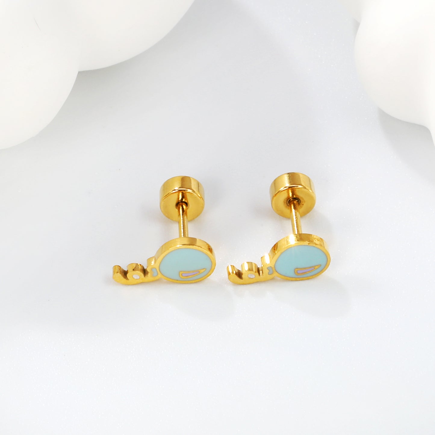 Wholesale 18K Gold Bell Stud Earrings Charming Design