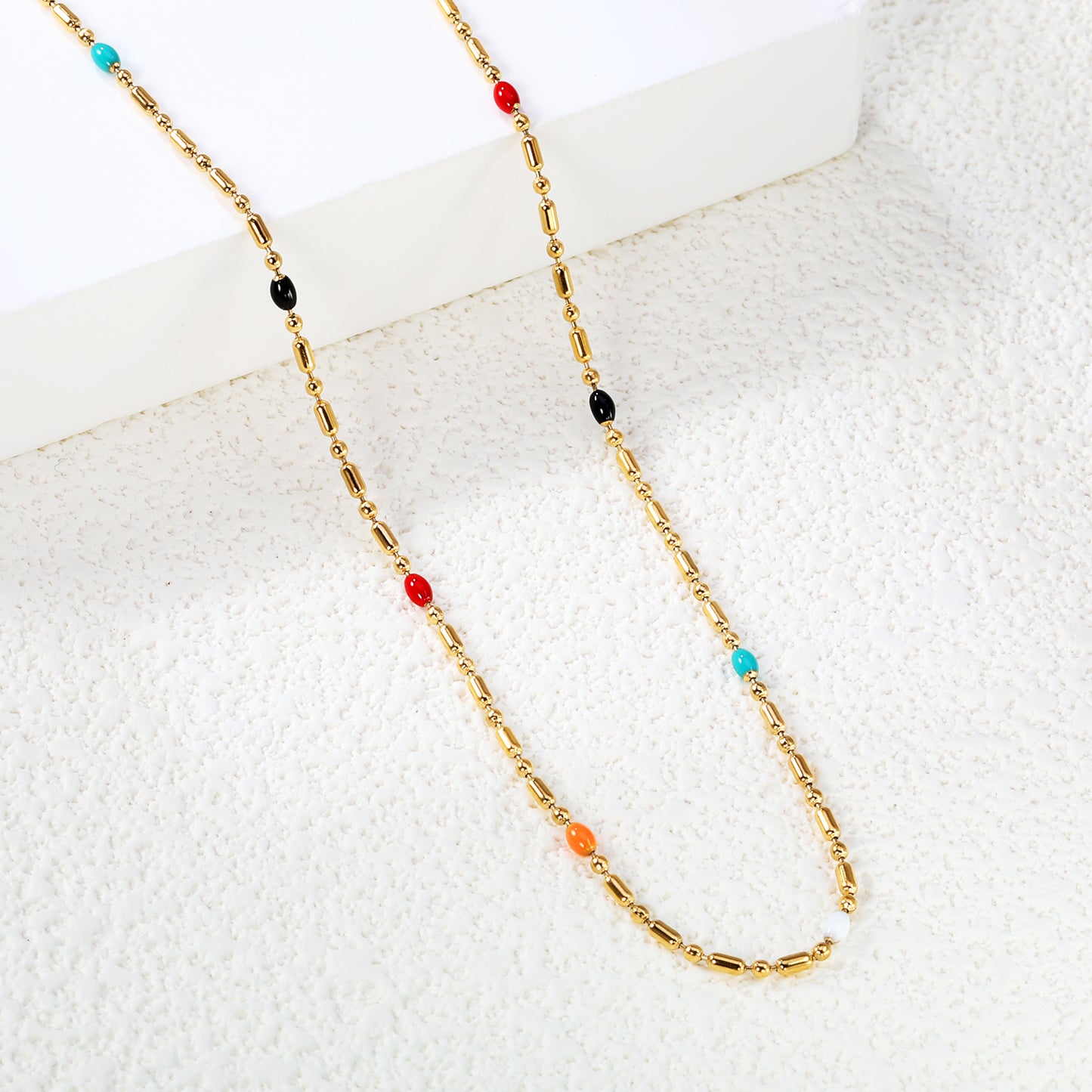 Wholesale Gold Tone Colorful Gem Necklace Vivid Touch