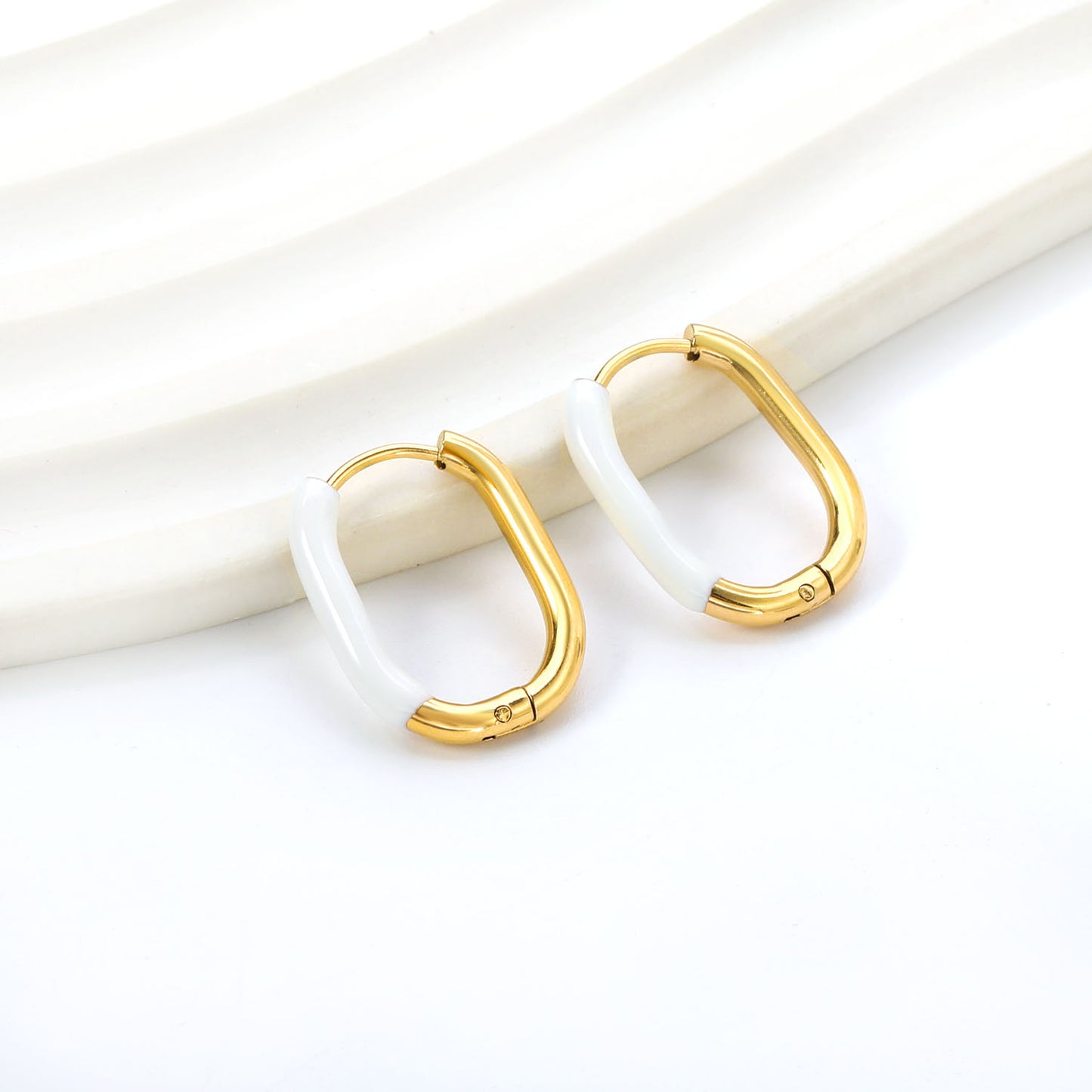 Wholesale Multicolor - Decorated Gold Hoop Earrings for Fashion Retailers
