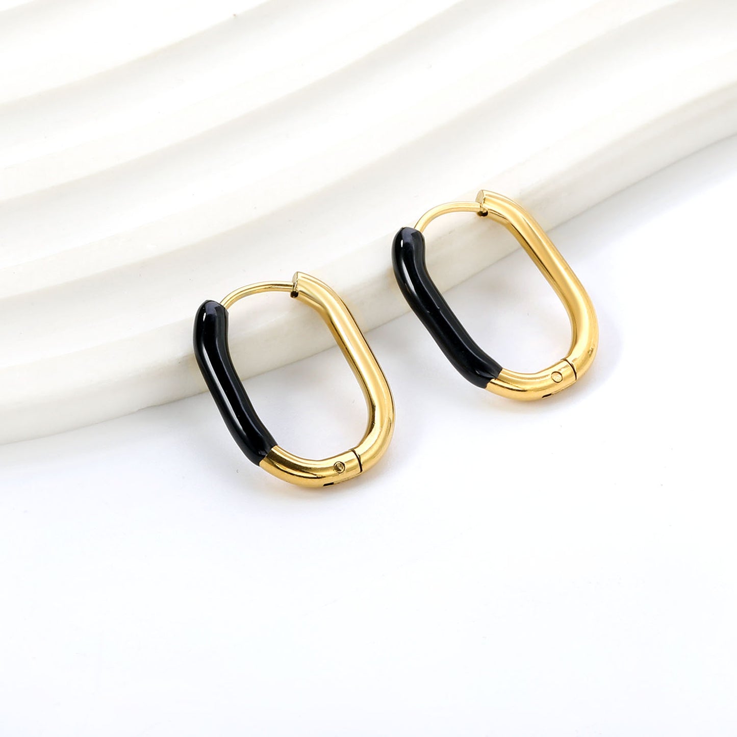 Wholesale Multicolor - Decorated Gold Hoop Earrings for Fashion Retailers