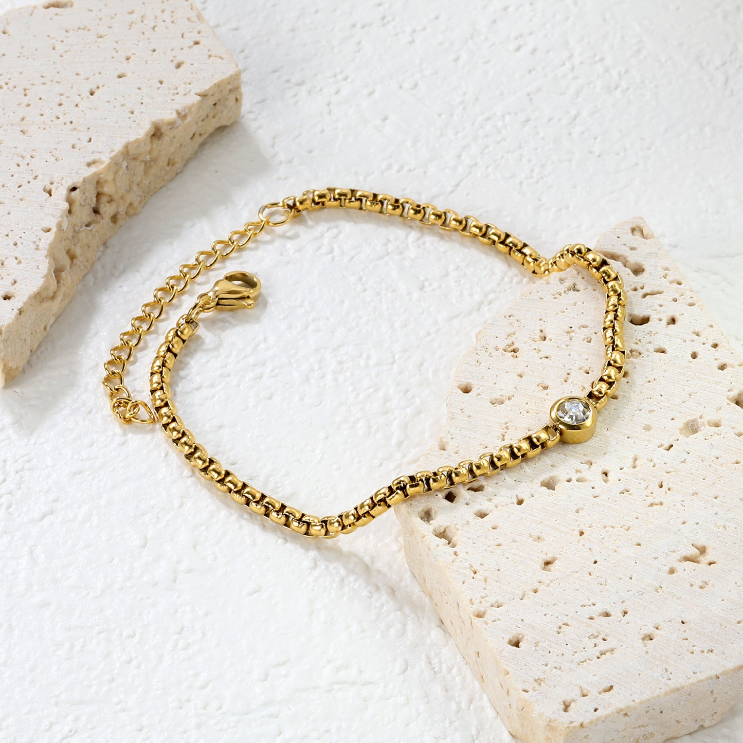 Wholesale 18K Gold Plated Luxe White Diamond Inlay Bracelet
