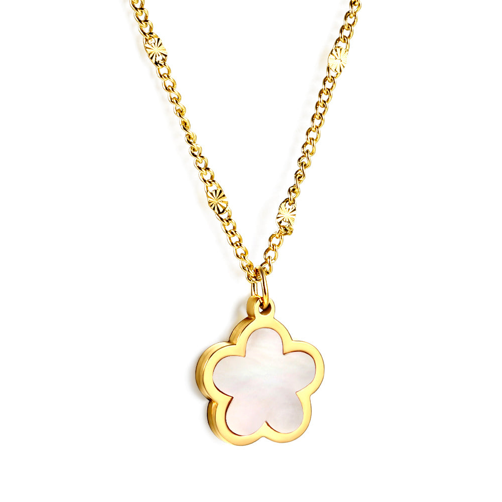 Wholesale Stainless Steel Five - petal Flower Pendant Necklace Elegant Style