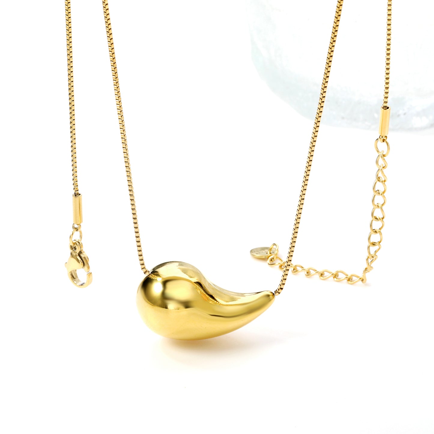 Wholesale Gold Tone Streamlined Pendant Necklace Modern Sophistication