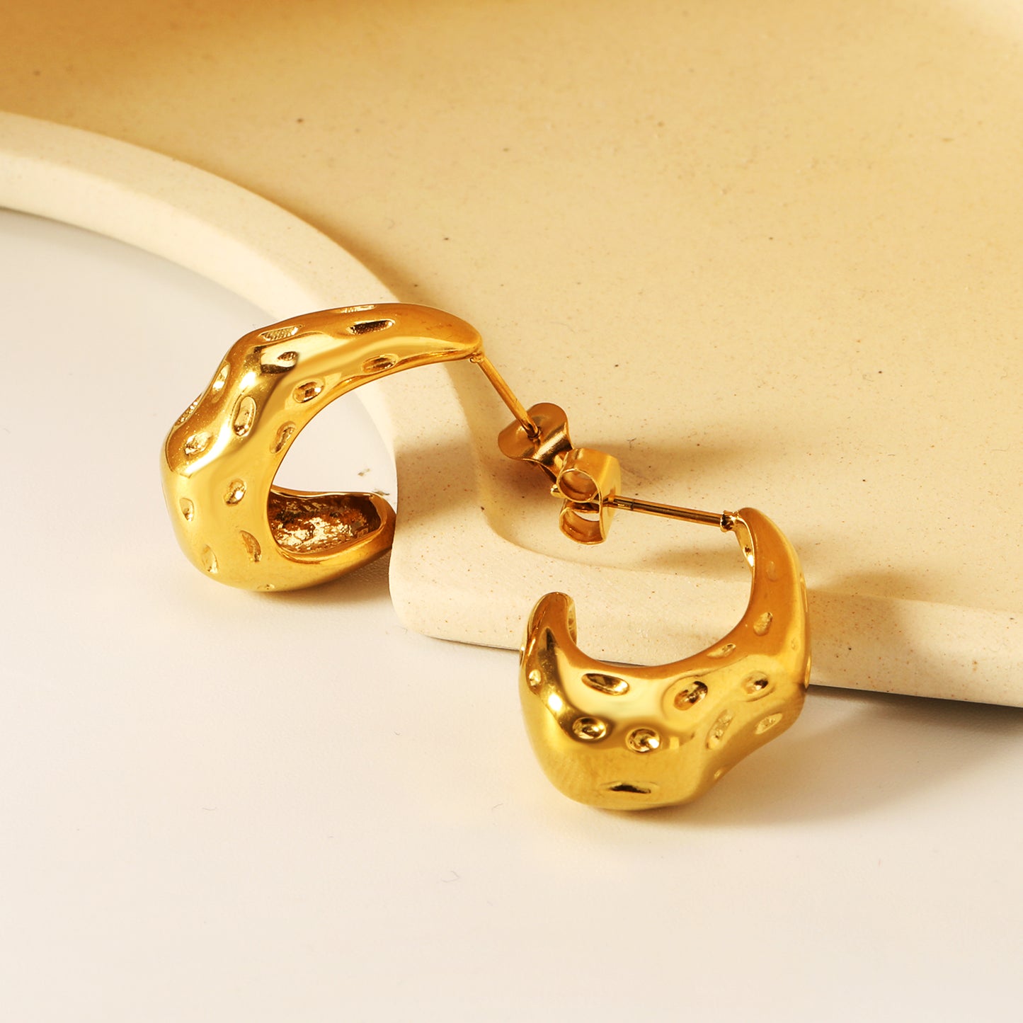 Bulk 18K Gold Round Stud Earrings Hypoallergenic