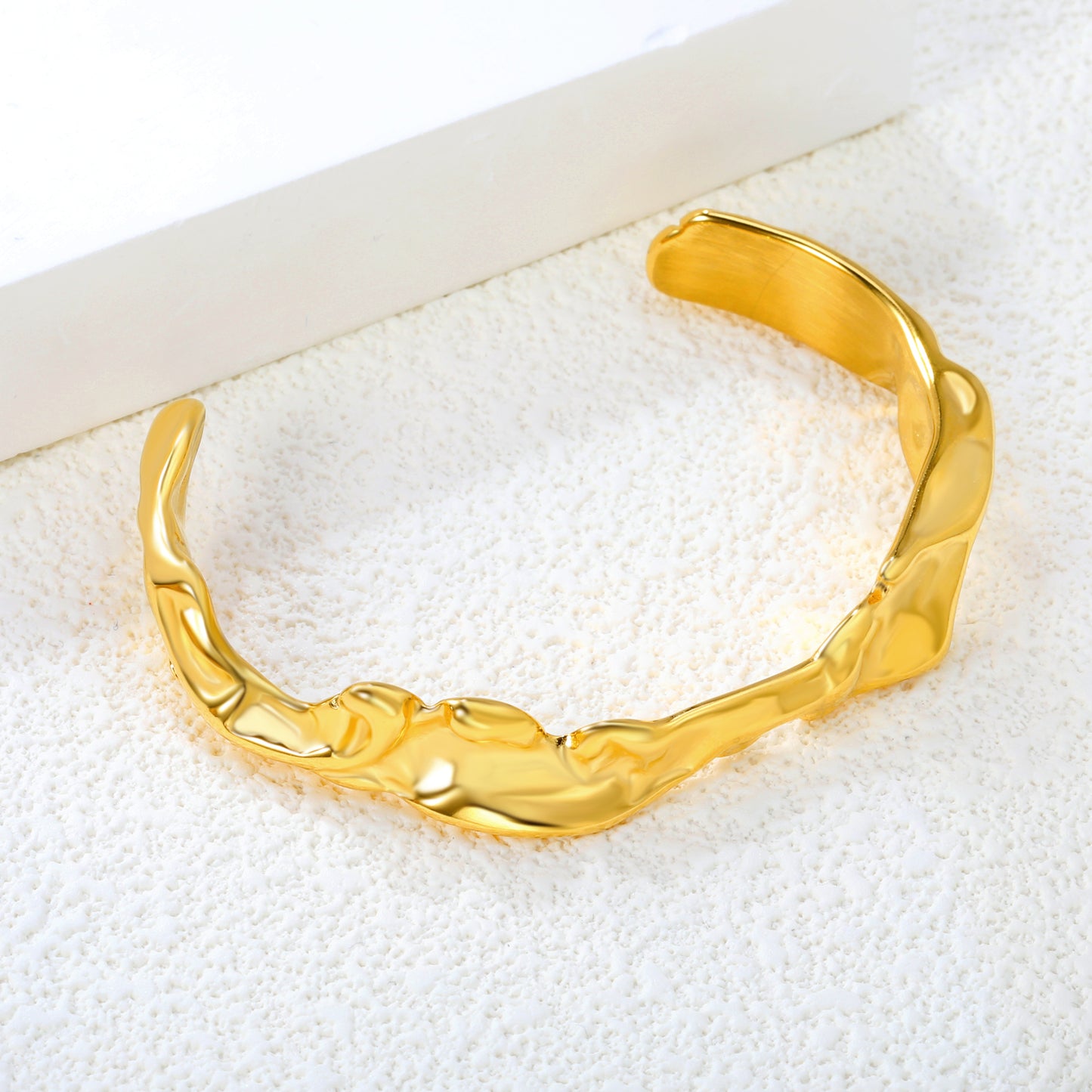 Wholesale Stainless Steel Sophisticated Thick Bangle Bracelet