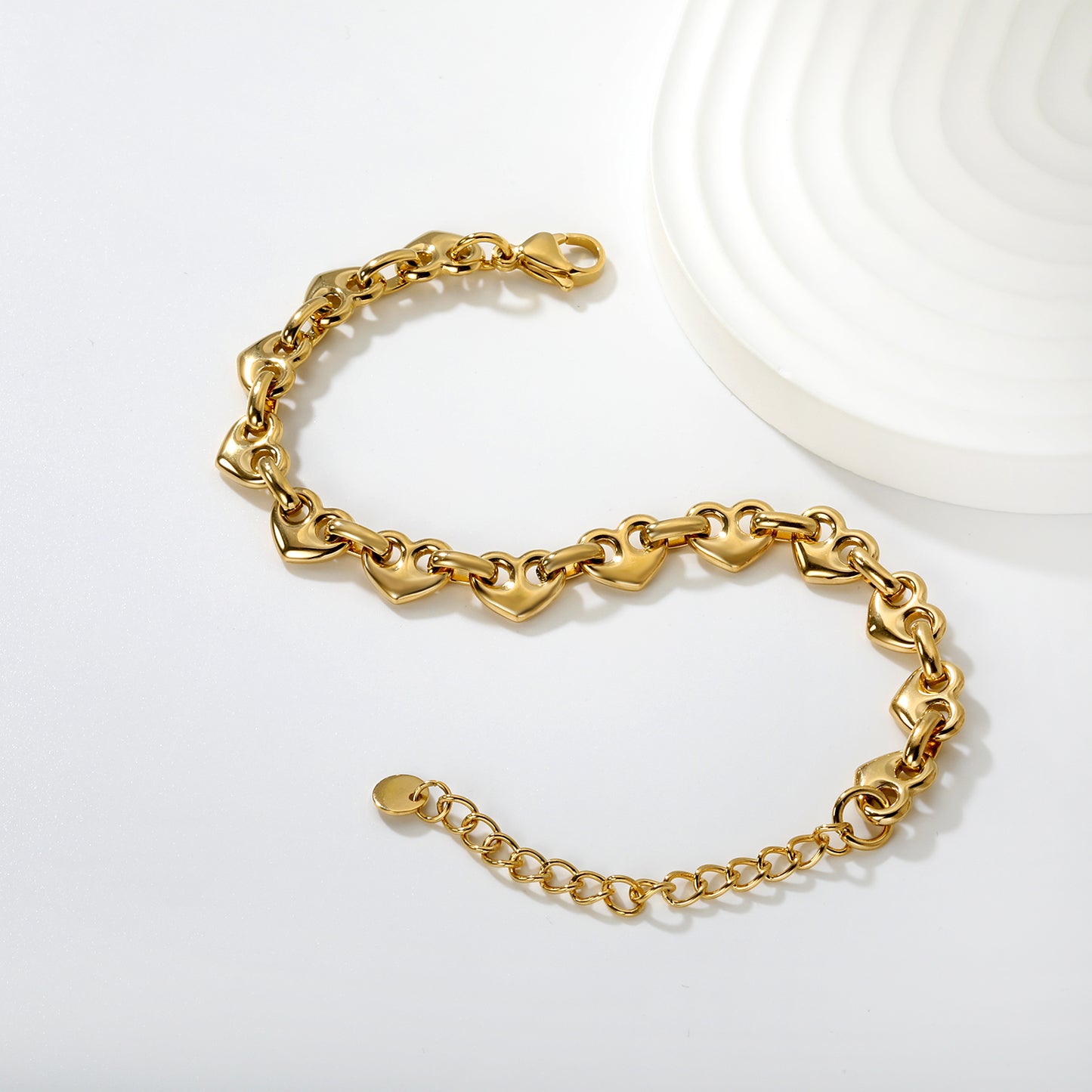 Wholesale Waterproof PVD Gold Linked Heart Charm Bracelet