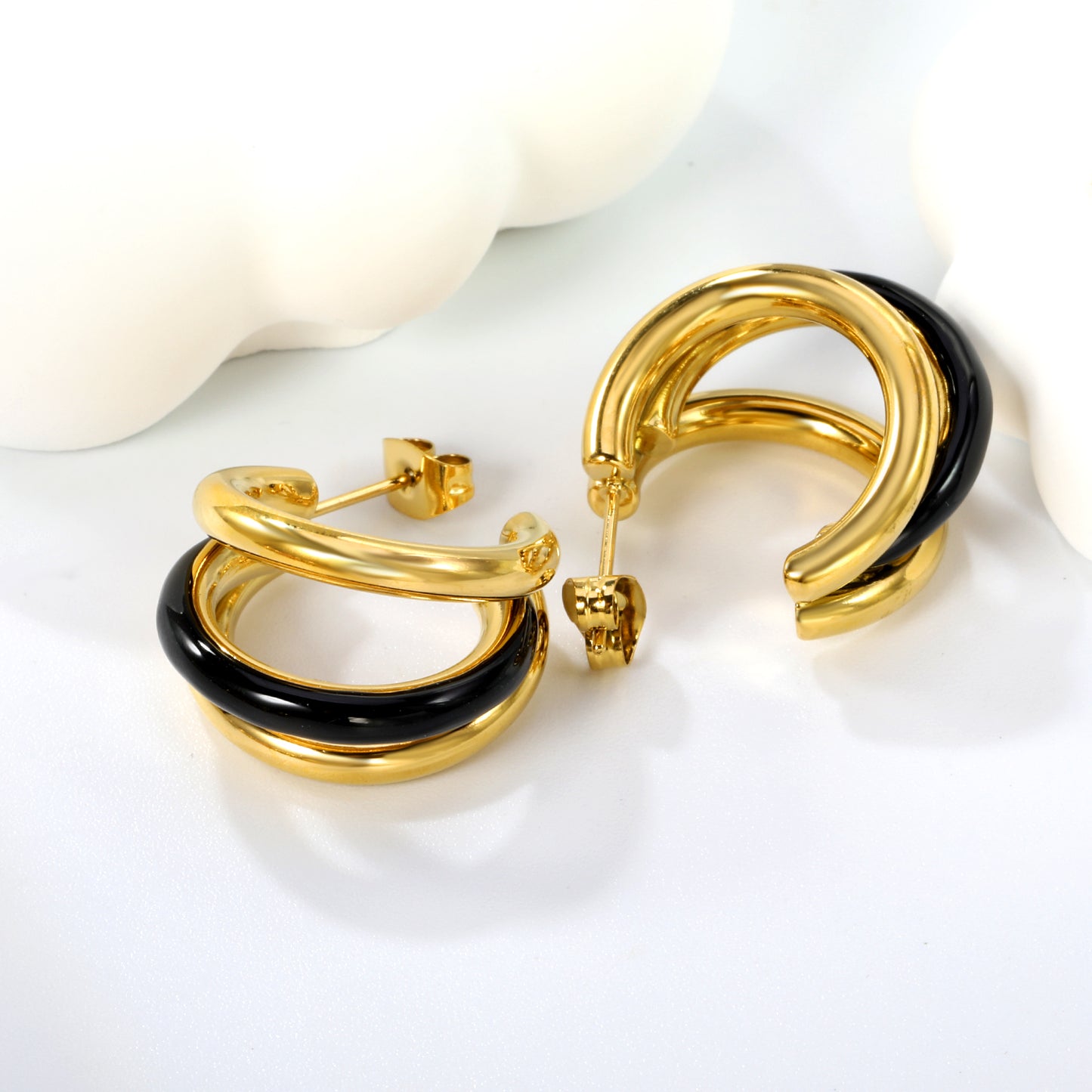 Bulk 18K Gold Huggie Earrings Colorful Drip Enamel Coating Hypoallergenic