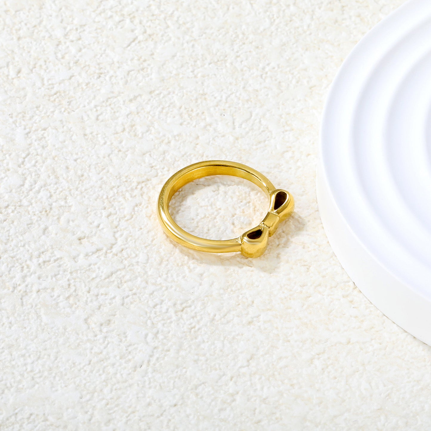 Wholesale 18K Gold Plated Bow Motif Ring Delicate Festive Accent Holiday Celebration Jewelry