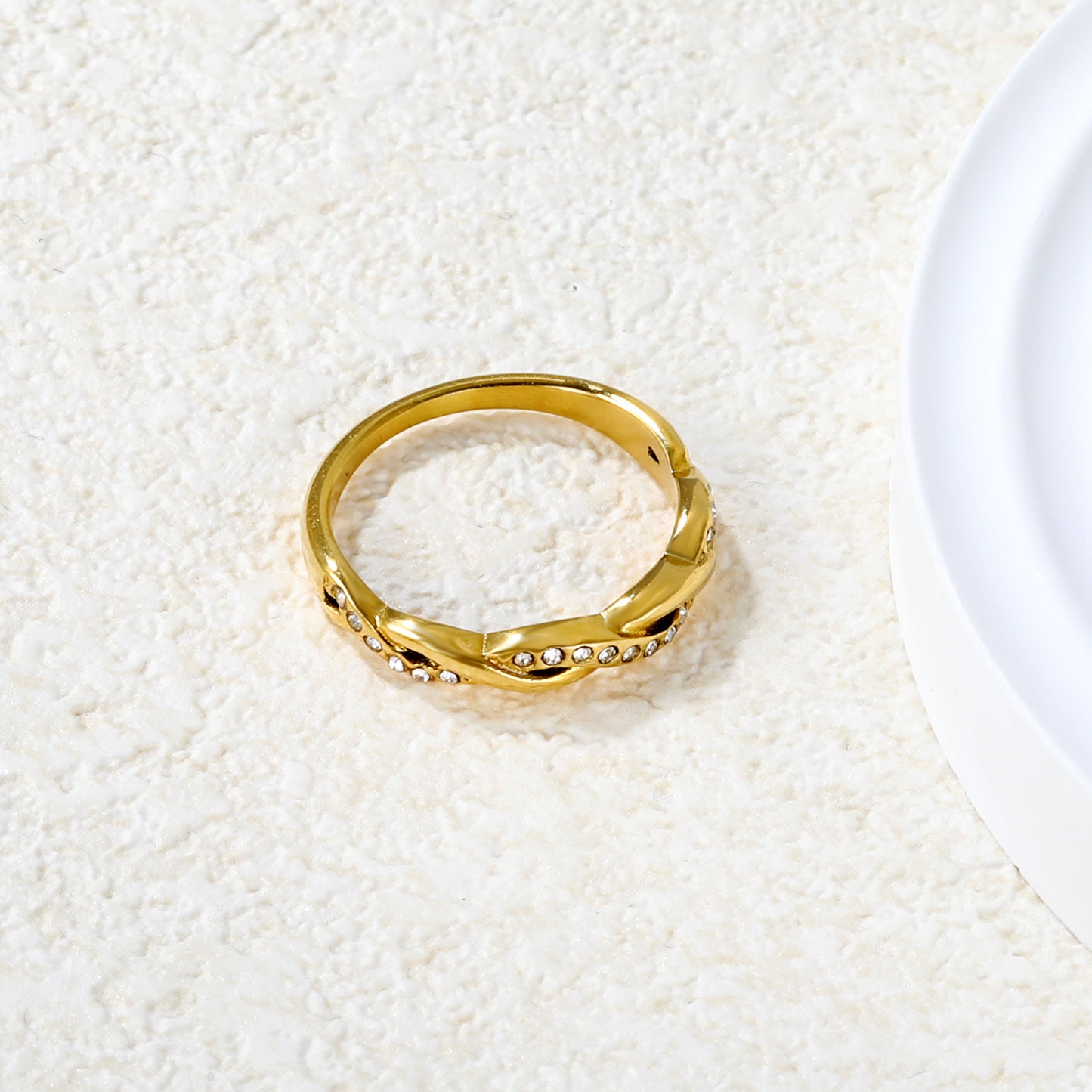 Wholesale 18K Gold Plated Twisted Band Ring Diamond & Gemstone Options Multi-Color Festival Luxury