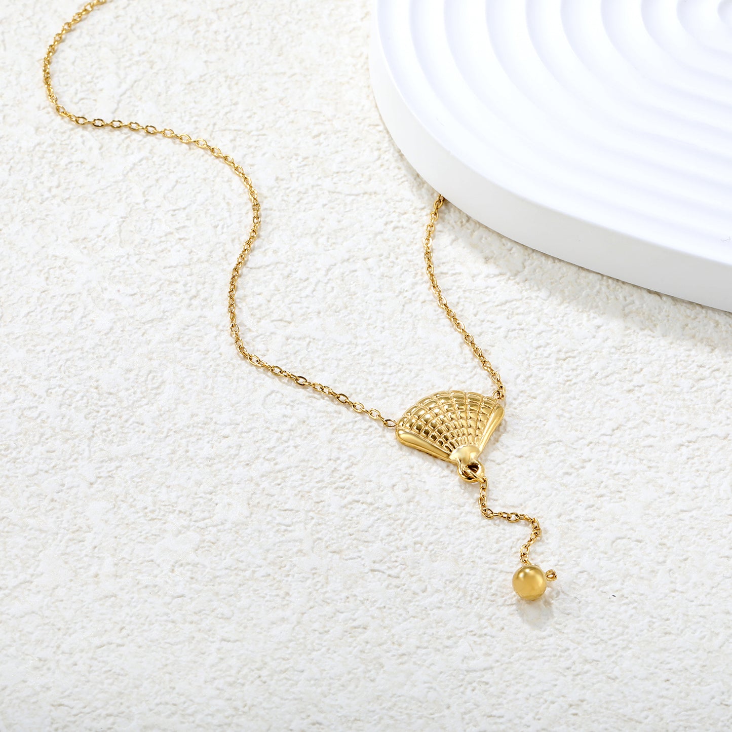 Wholesale 18K Gold Plated Fan Y-Drop Necklace Openwork Design Natural Theme Light Luxury
