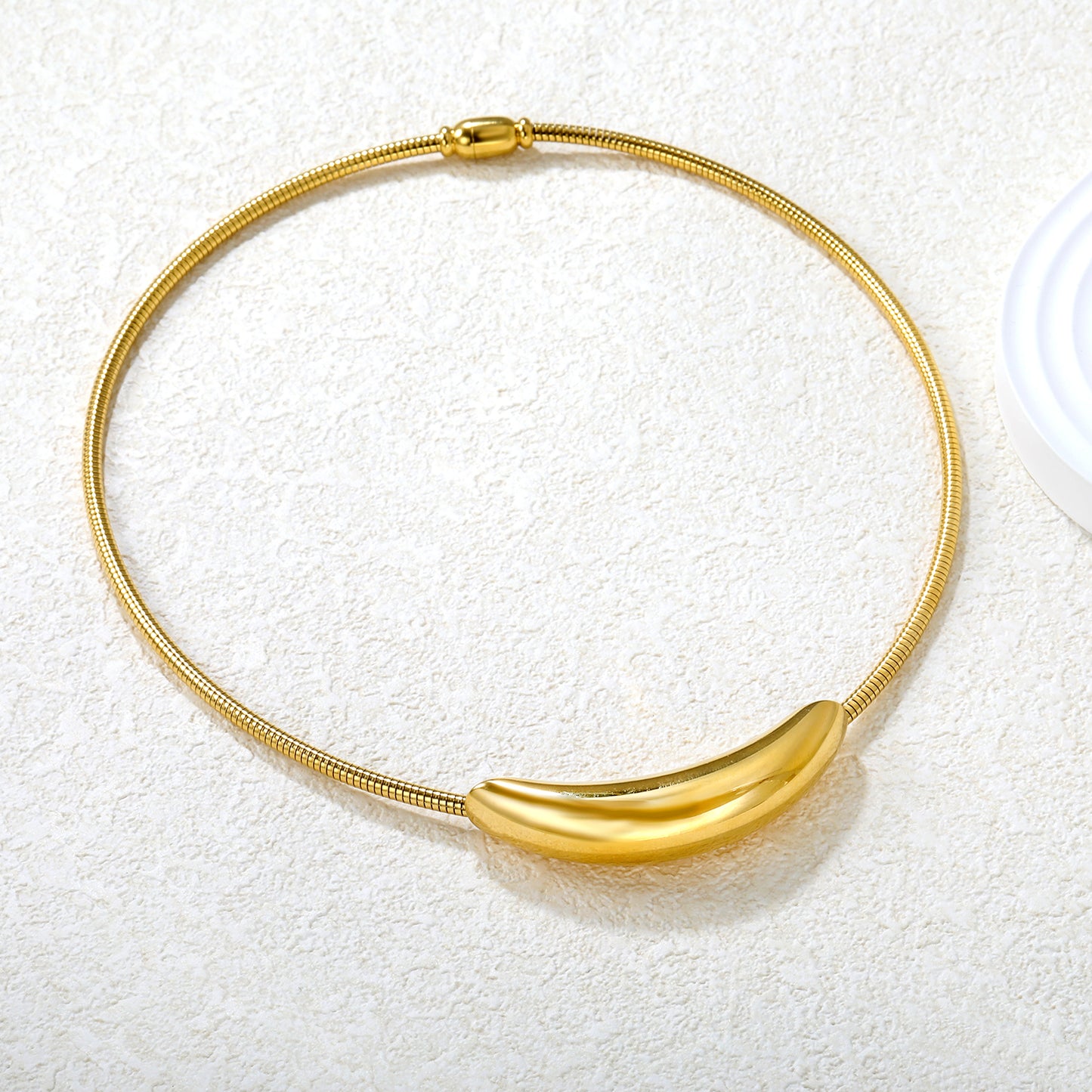 Wholesale 18K Gold Plated Wide U-Collar Necklace Contoured Design Minimalist Statement