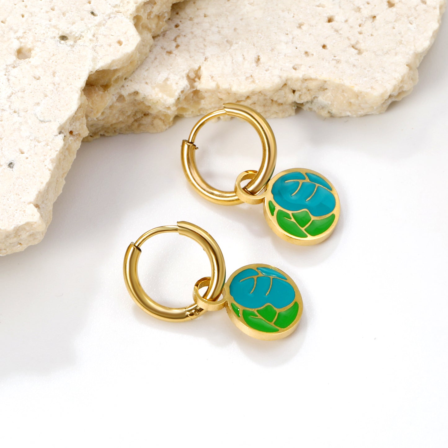 Wholesale 18k gold Circle with Mixed Color Vegetable Leaf Earrings