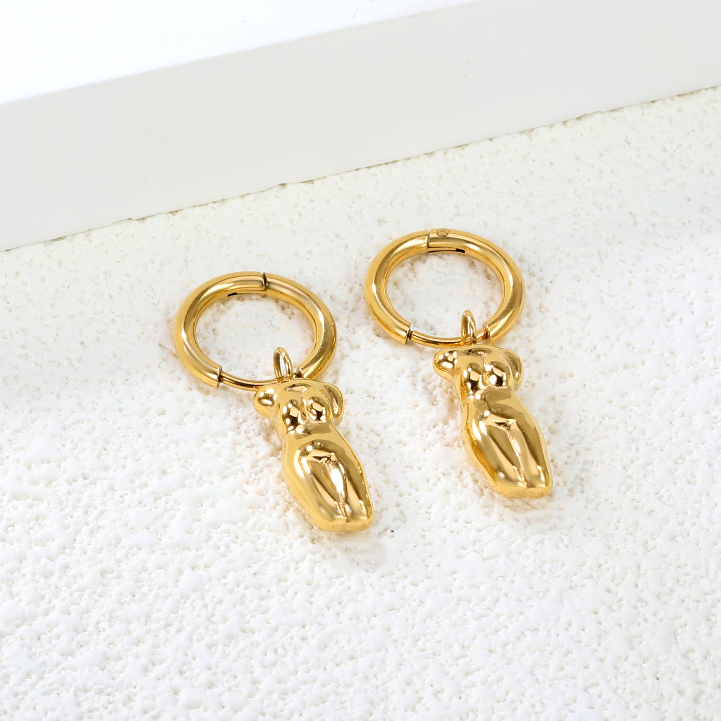 Wholesale 18K Gold Figure Hoop Earrings Unique Style