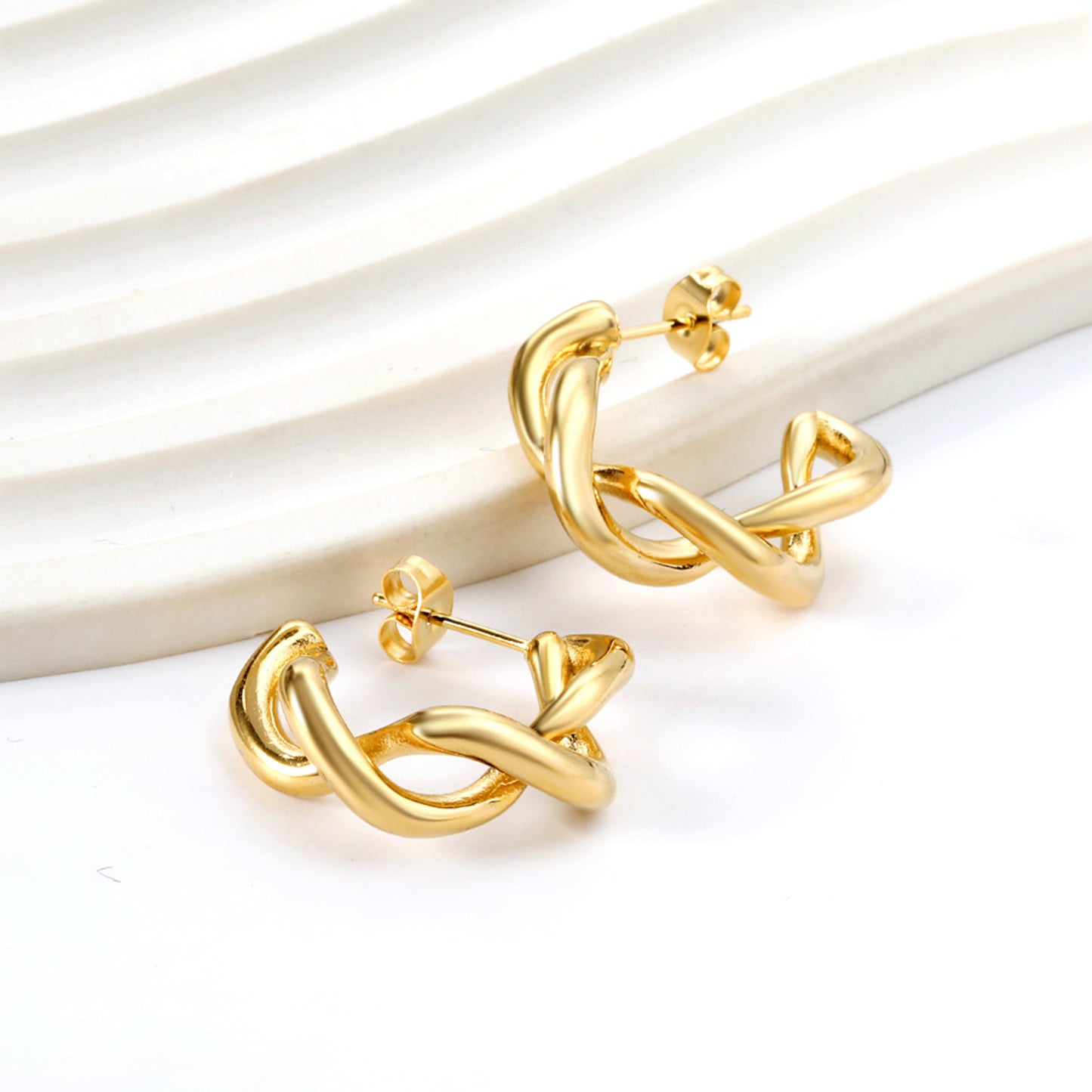 Wholesale Twisted Gold Earrings for Accessory Vendors