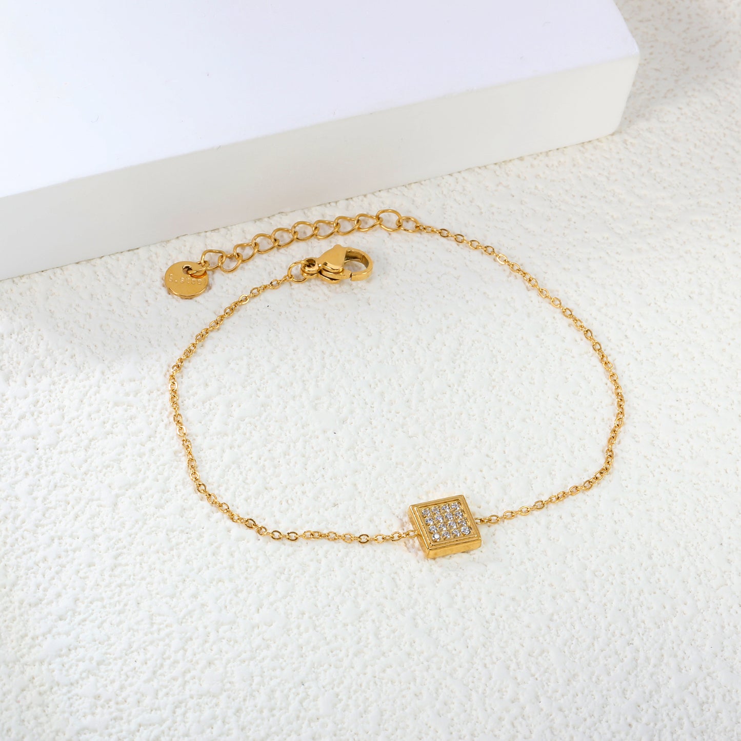 Wholesale 18K Gold Plated Square Diamond Bracelet Precision Grid Setting Delicate Chain Minimalist Luxury