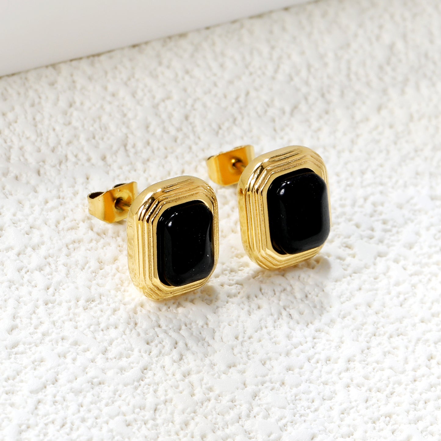 Wholesale Black Gem Square Earrings Sophisticated Look