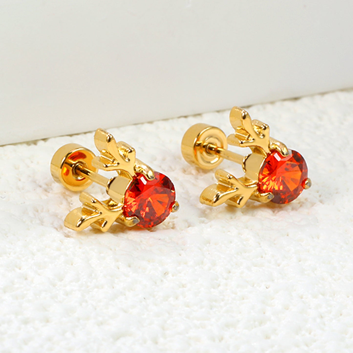 Wholesale 18K Gold Reindeer Stud Earrings Charming Design