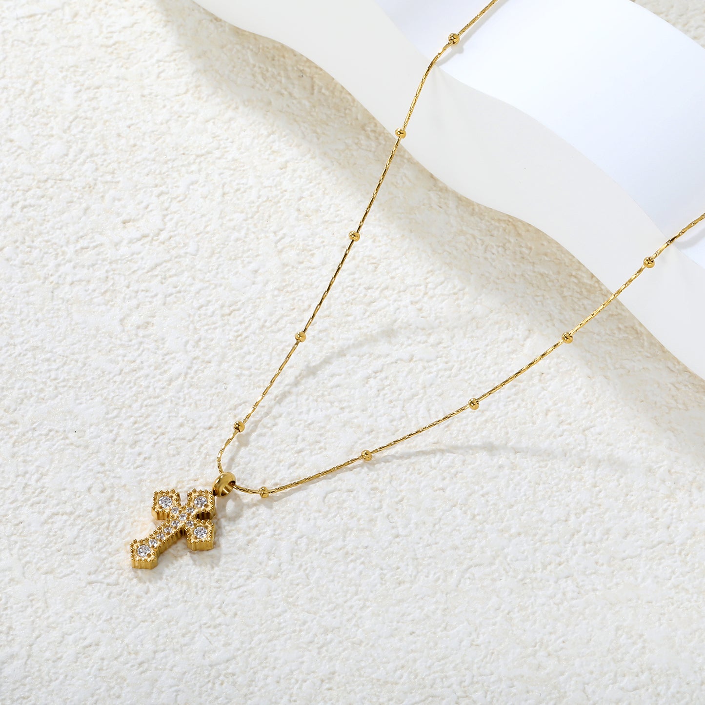 Wholesale 18K Gold Plated Full Diamond Cross Pendant Necklace Setting Luxurious Celebration