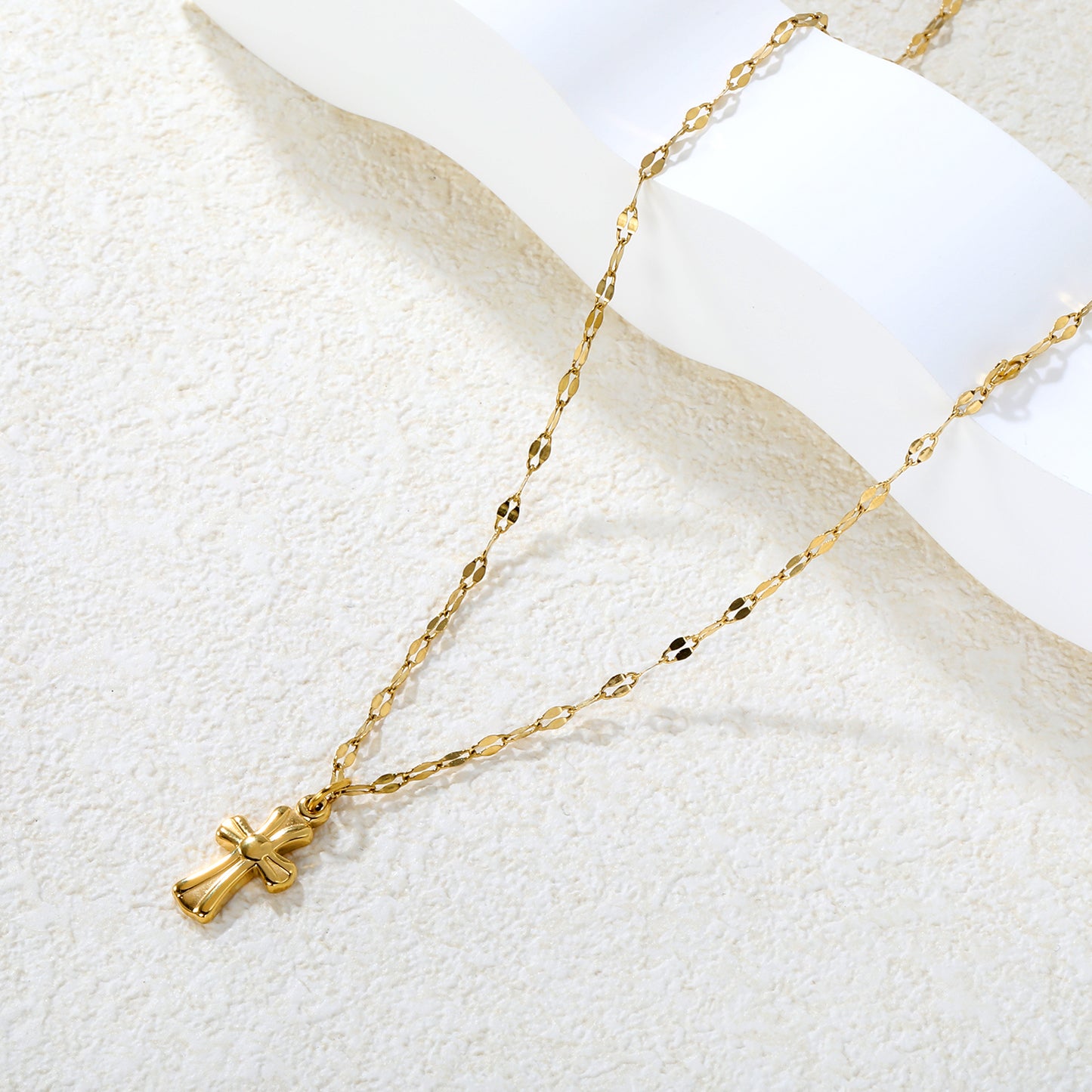 Wholesale 18K Gold Plated Vintage Cross Pendant Necklace Textured Surface Industrial Heritage