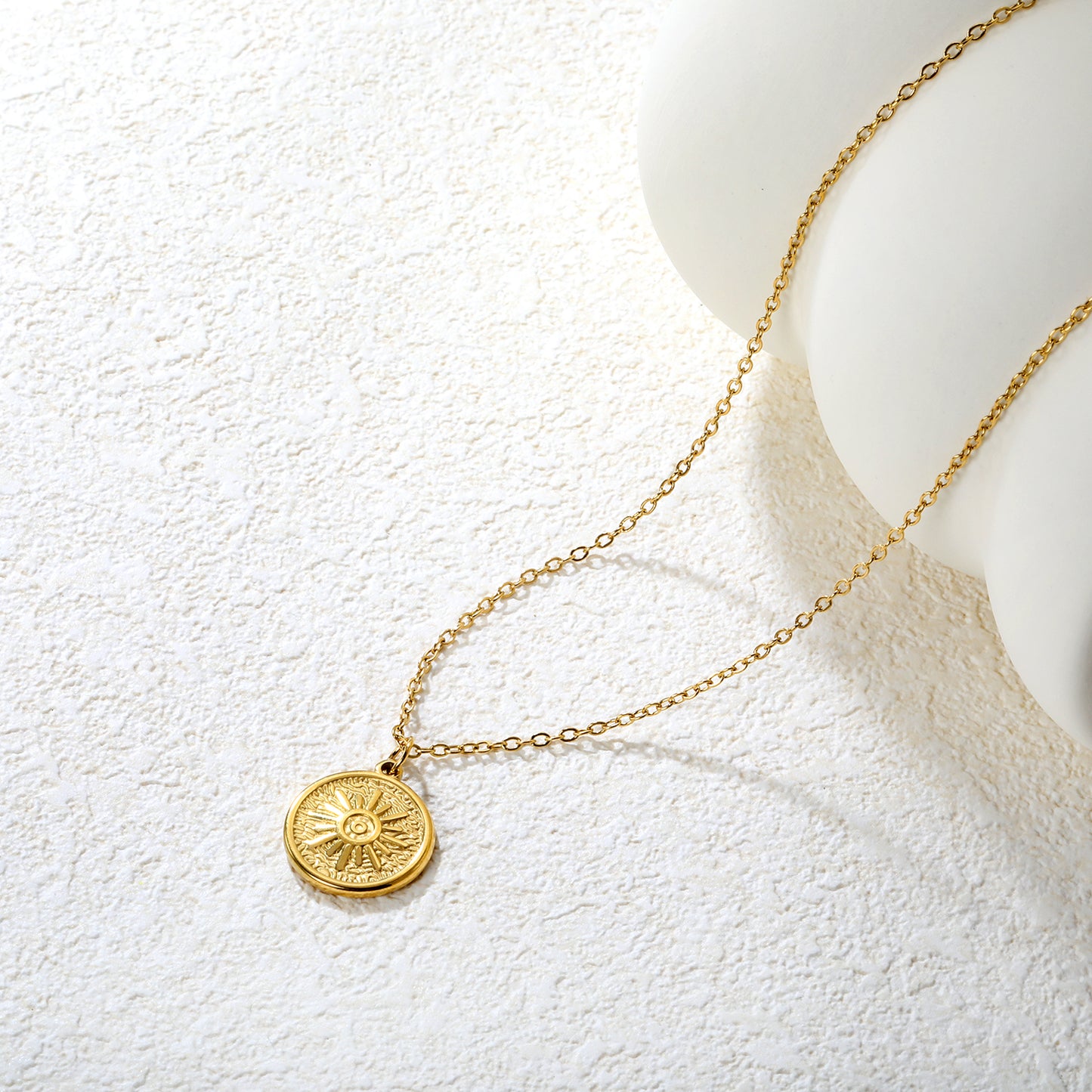 Wholesale 18K Gold Plated Sunburst Medallion Necklace Radial Texture Industrial Natural