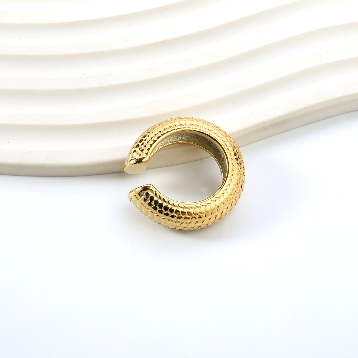 Wholesale Stainless Steel C-Shape Snakeskin Fruit Pattern Earrings