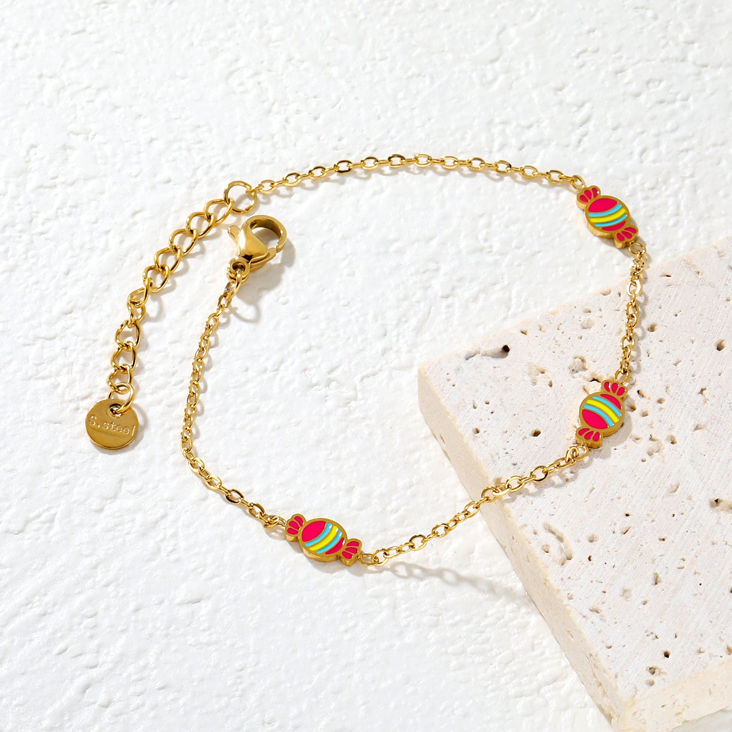 Wholesale Waterproof PVD Gold NK Chain Accent Cross Chain Bracelet