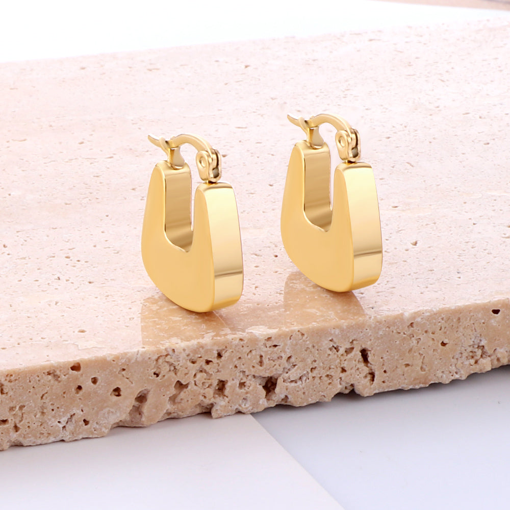 Wholesale U Shaped Hoop Earrings for Fashion Suppliers Simple Stylish