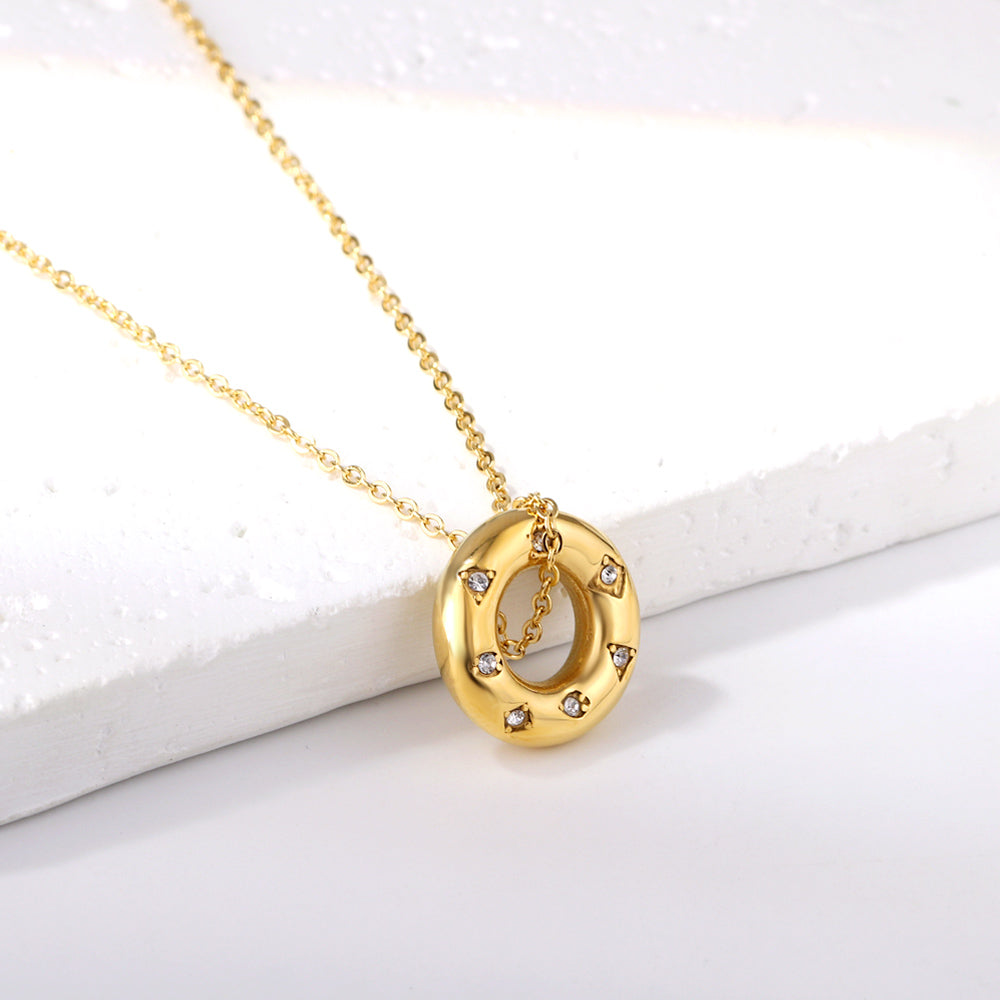 Wholesale 18K Gold Diamond - encrusted Ring Necklace Luxurious Style