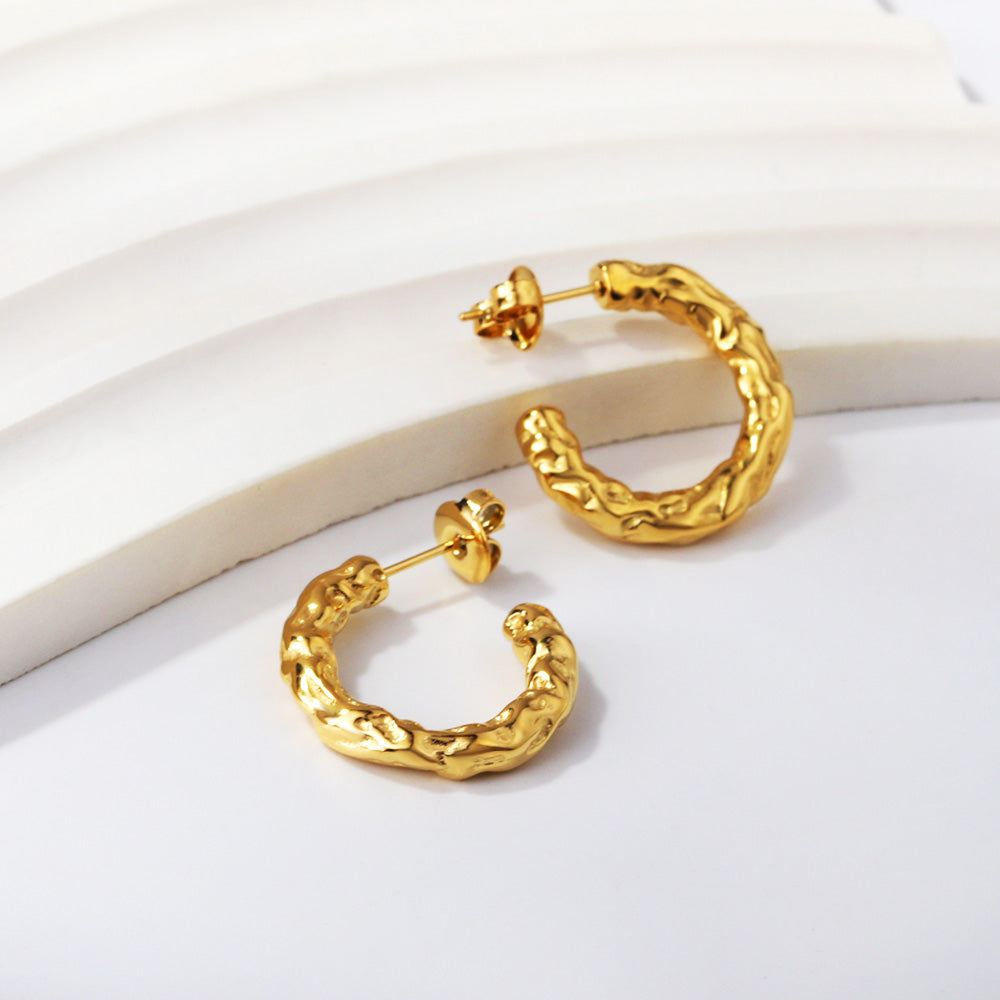 Wholesale Wavy Texture Gold Earrings for Accessory Distributors Stylish Flair