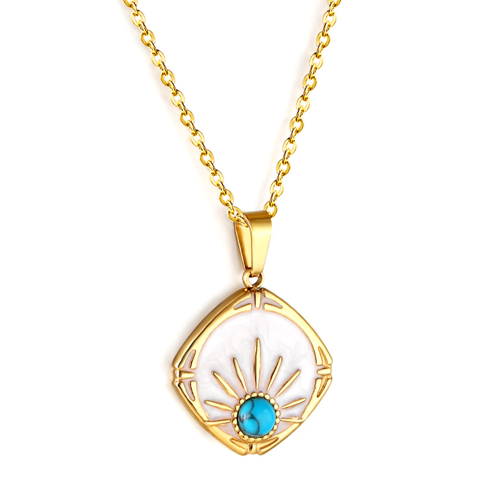 Wholesale 18K Gold Sun and Shell Necklace Beachy Style