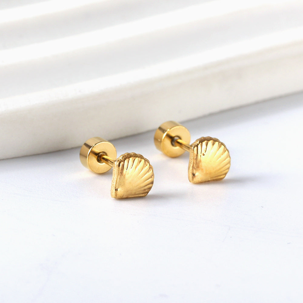 Wholesale 18K Gold Shell Stud Earrings Simple Elegance