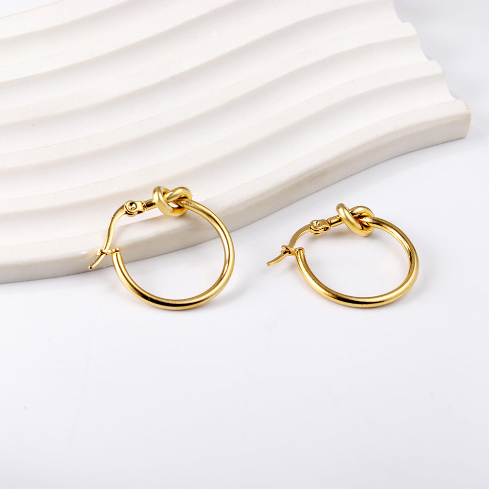 Wholesale Chain - Linked Gold Hoop Earrings for Fashion Distributors