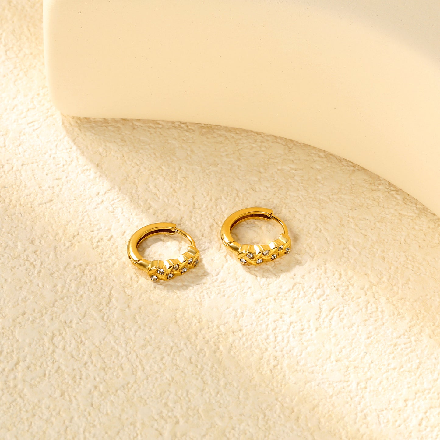 Wholesale Stainless Steel Botanical Grass Wreath Crystal Hoop EarringsClose-ups of the gold plating and details