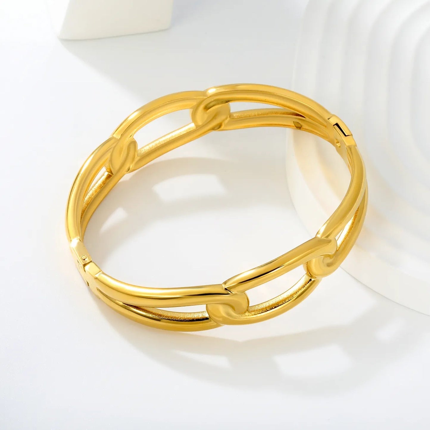 Chunky Urban Glam: Statement 15.5mm Hollow Paperclip Chain Bangle