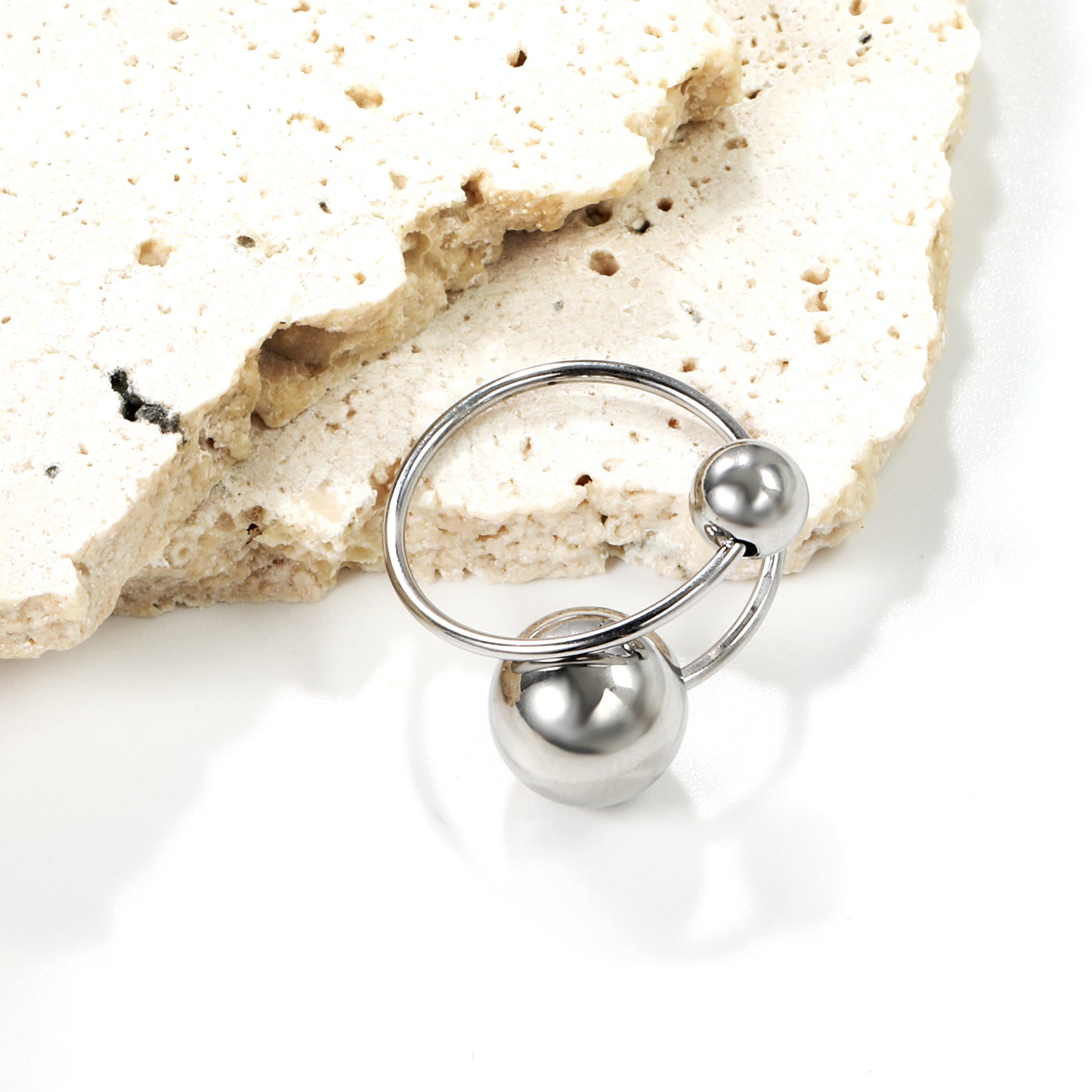 geometric-jewelry-modern-styling-silver