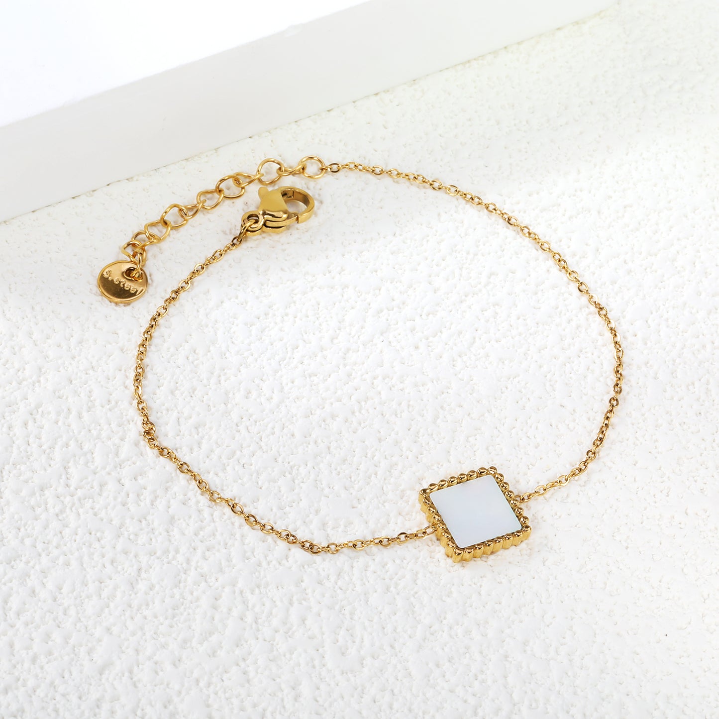 geometric-jewelry-waterproof-alt-gold-b