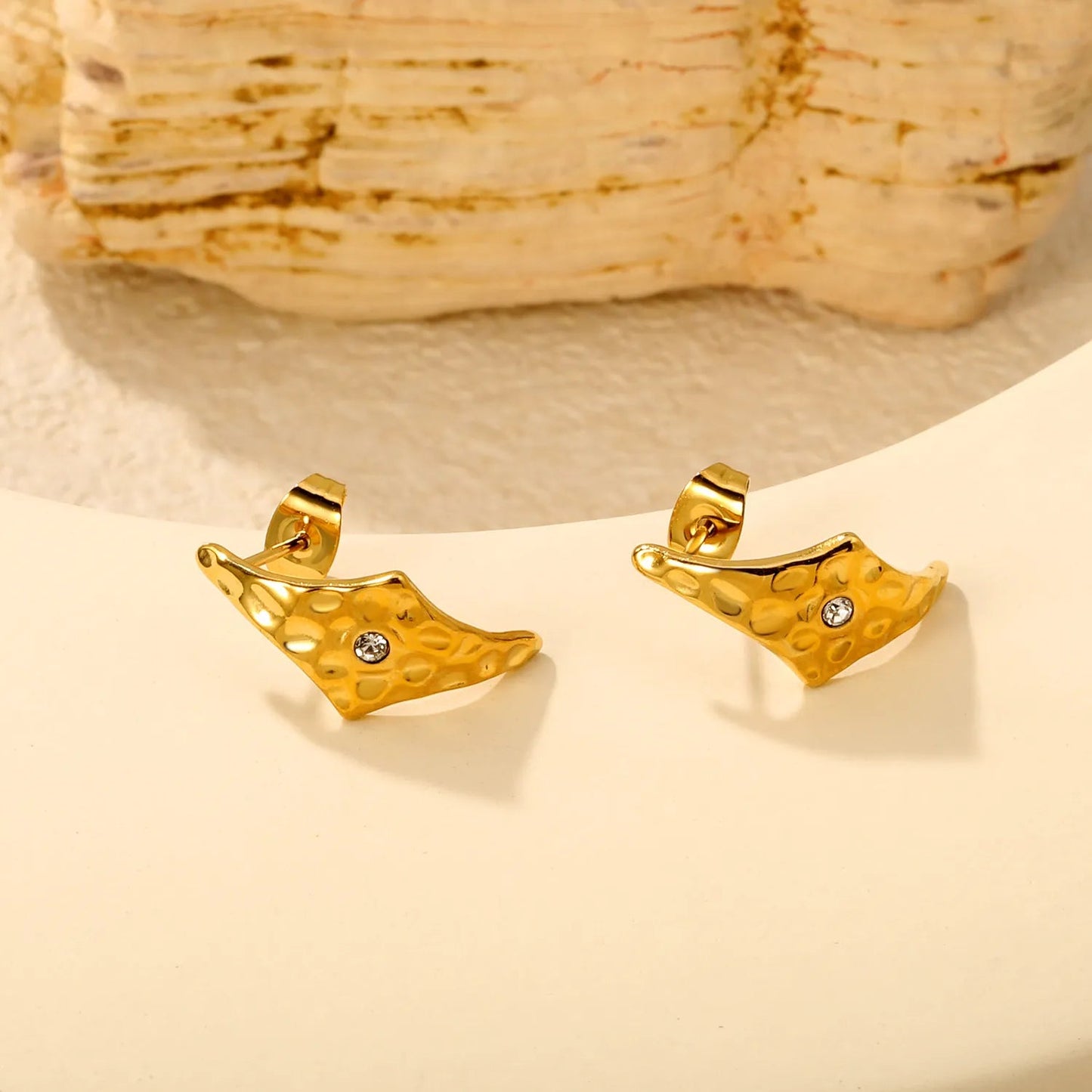 Vintage Hammered Rhombus Solitaire CZ Stud Earrings Waterproof Textured Gold Post Earrings
