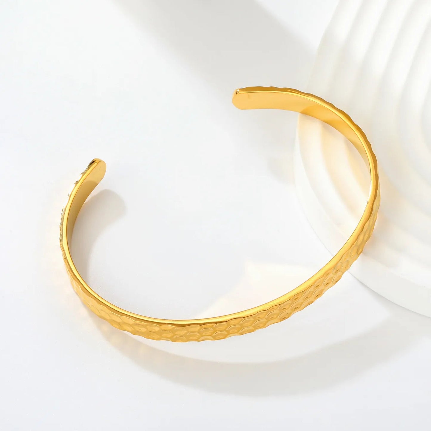 Subtle Honeycomb Gold Cuff Bangle Bringing Organic Metallic Shine to Casual Outfits