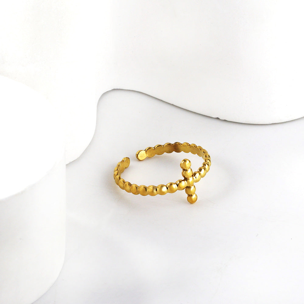 industrial-chic-jewelry-layering