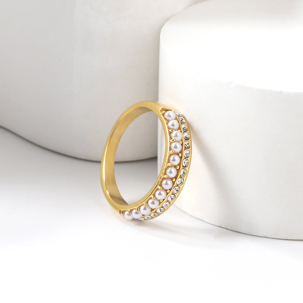 luxe-jewelry-layered-styling