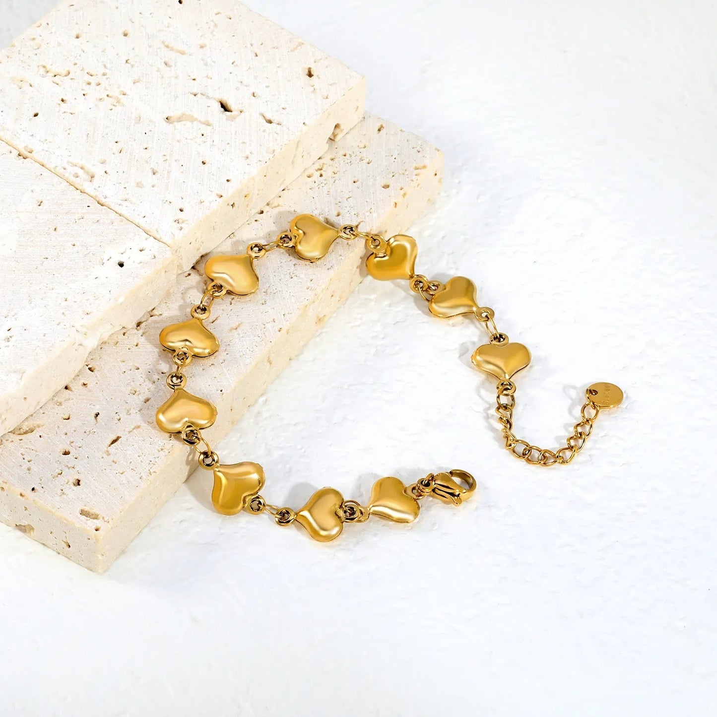 Wholesale 10 heart connected sweet aesthetic jewelry supplier
