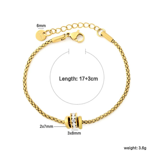 Classic Luxury Bracelet Symbolizing Continuous Good Fortune and Elegance