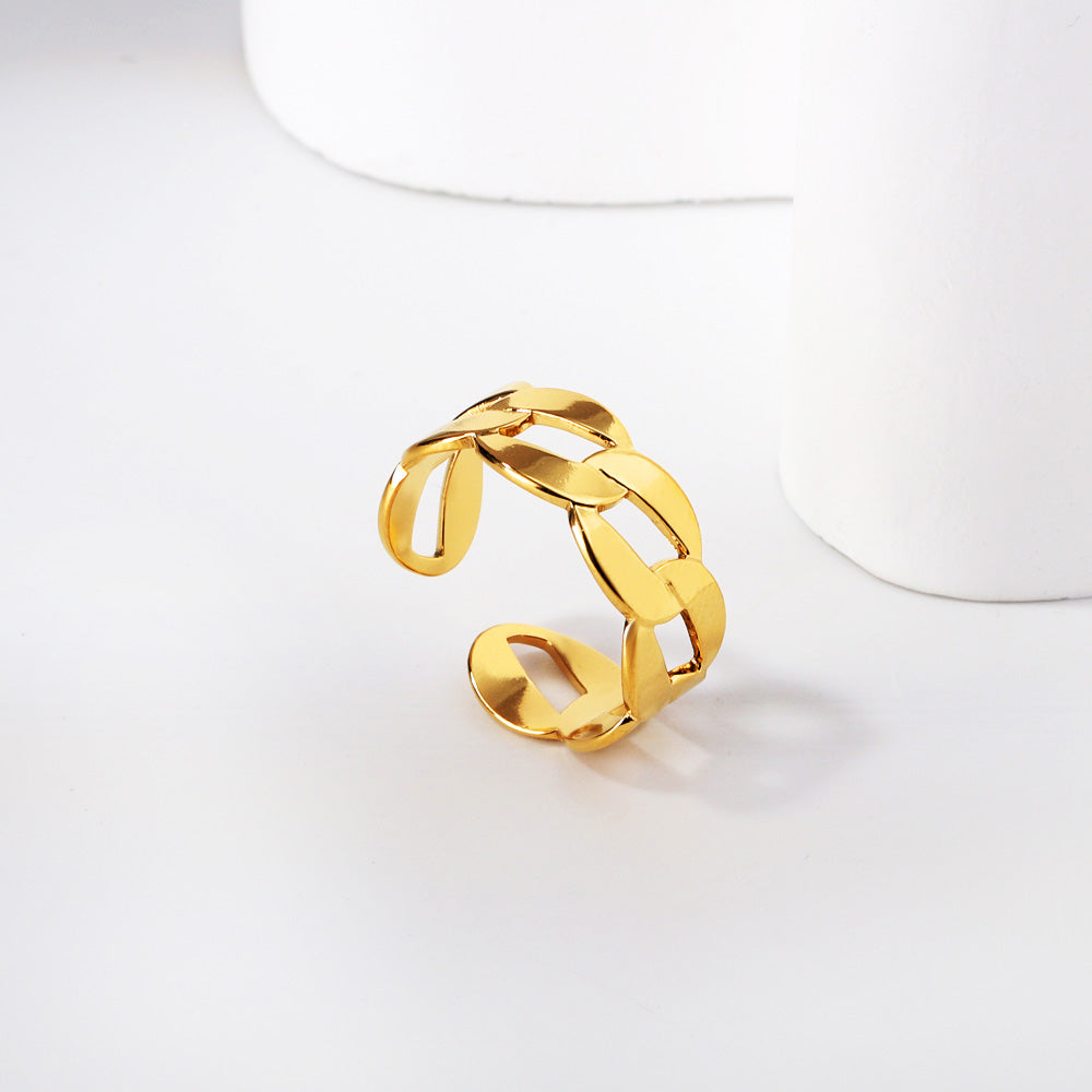urban-jewelry-styling-chain-design