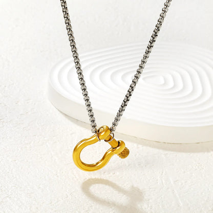 Wholesale Waterproof Two-Tone Sculpted Horseshoe Shackle Necklace