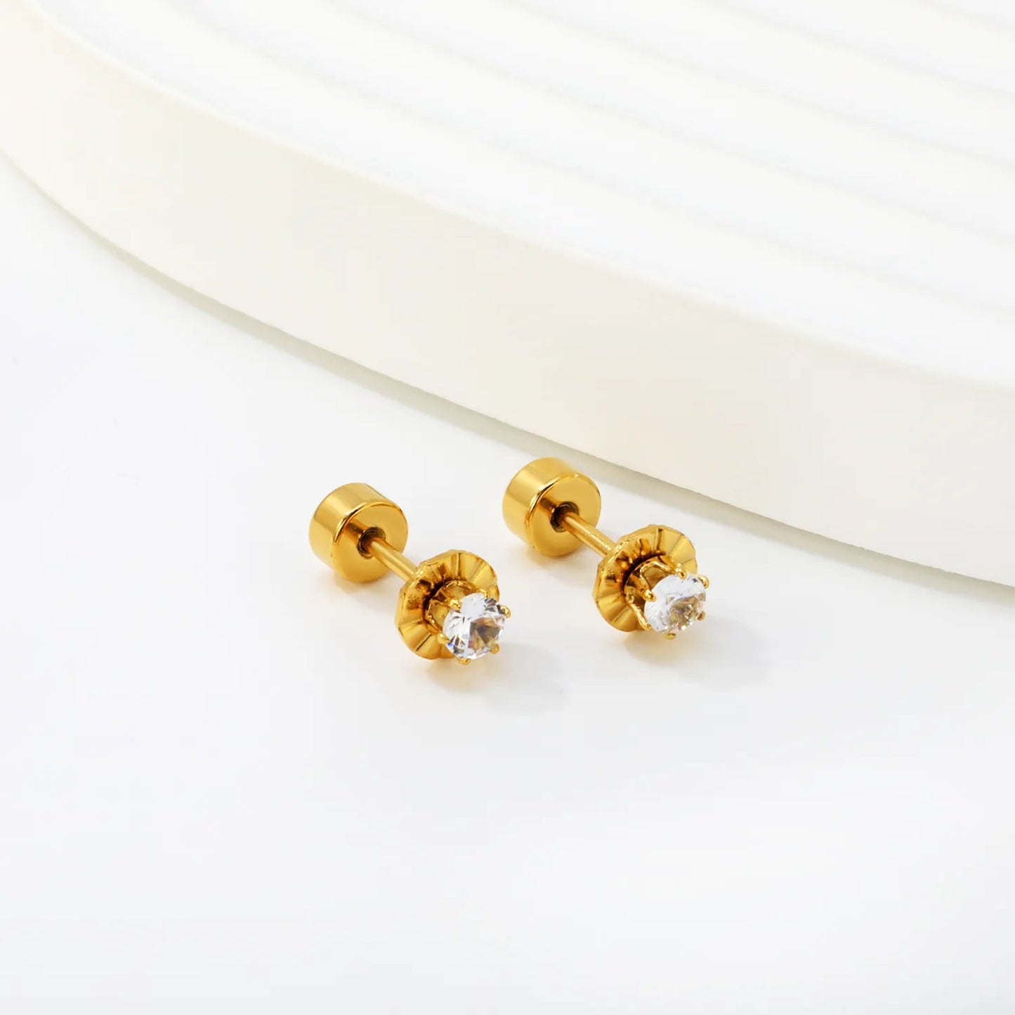 12 pairs of single-stone cubic zirconia flat-back stainless steel stud earrings