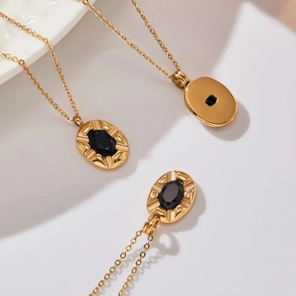 Light Luxury Black Agate Flower Necklace Stainless Steel Waterproof